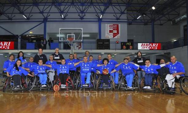 Basket in carrozzina – Iscrizione al campionato a rischio per l’HBARI2003