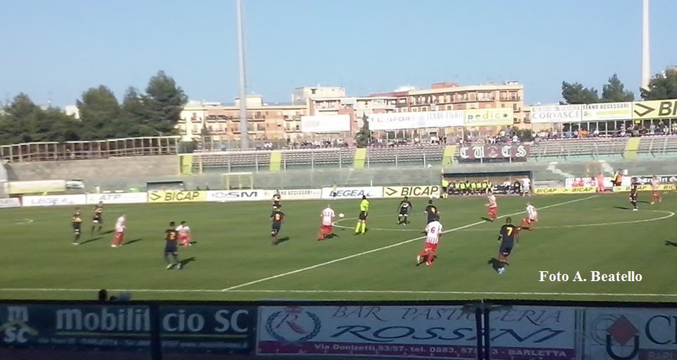 Barletta-Lecce 0-1. Zigoni vince la disfida