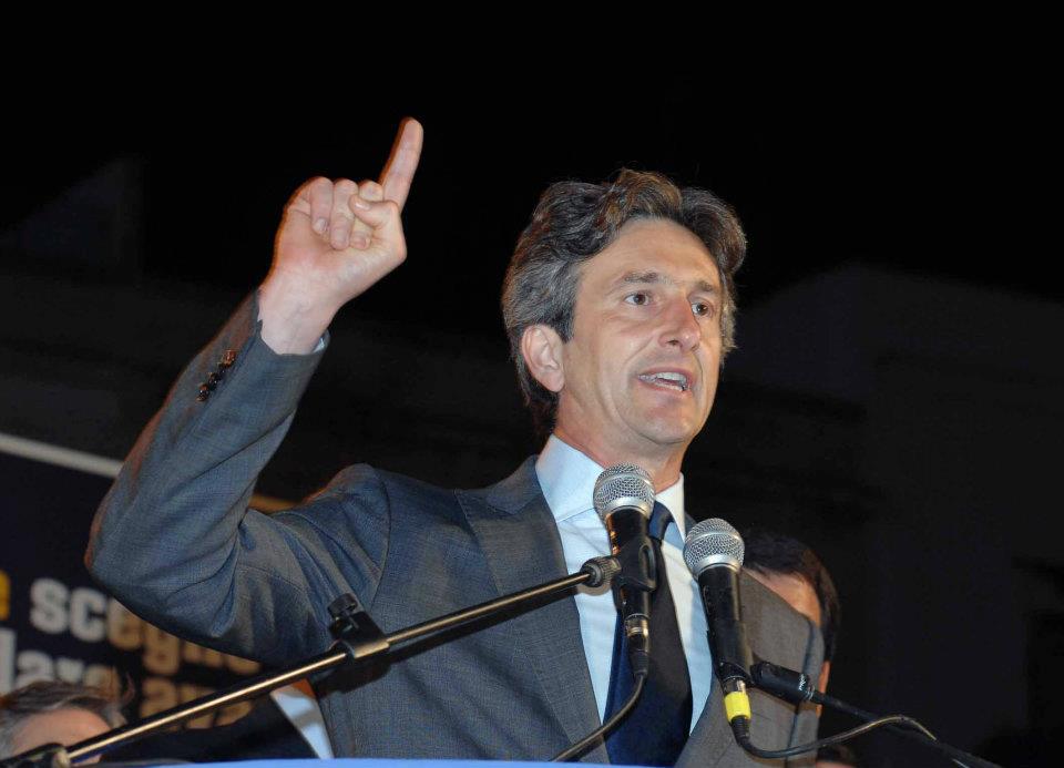 La goccia scava la roccia: interviene anche Paolo Perrone