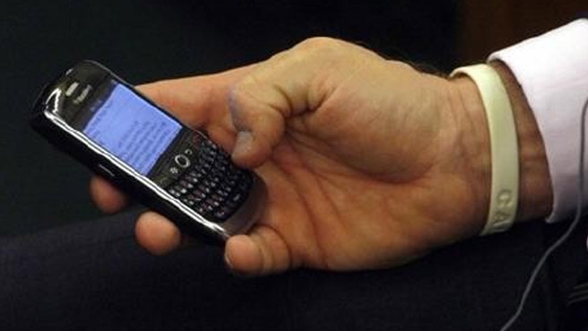 Tecnologia: è l’epoca delle chat sui telefonini