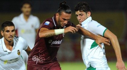 Il Lecce è interessato al centrocampista Giovanni Lacamera