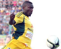 Algeria, stop al calcio per la morte-shock di Ebosse