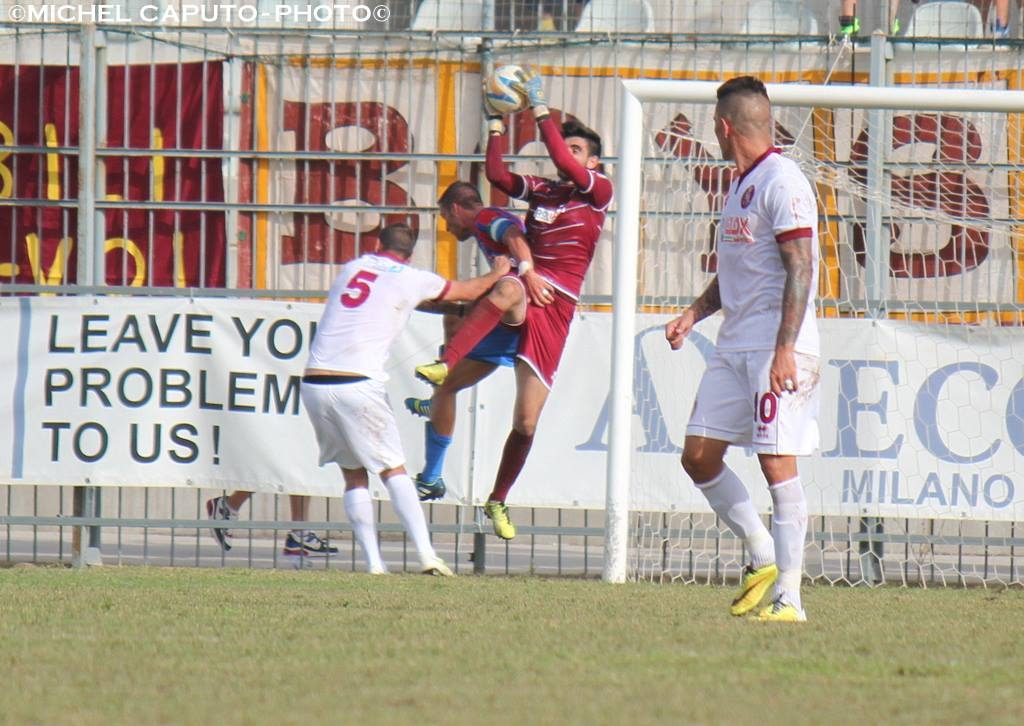 L’altro calcio- Il Casarano costruisce, ma Picco salva il Nardò: è 0-0