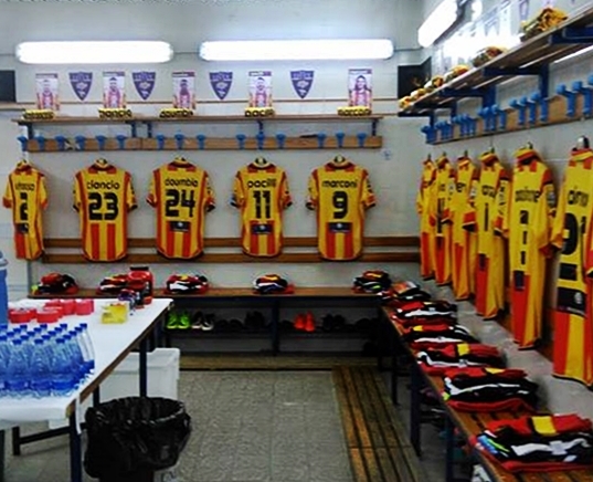 Il Lecce anticipa il rientro in sede. Annullata l’amichevole con la Sicula Leonzio