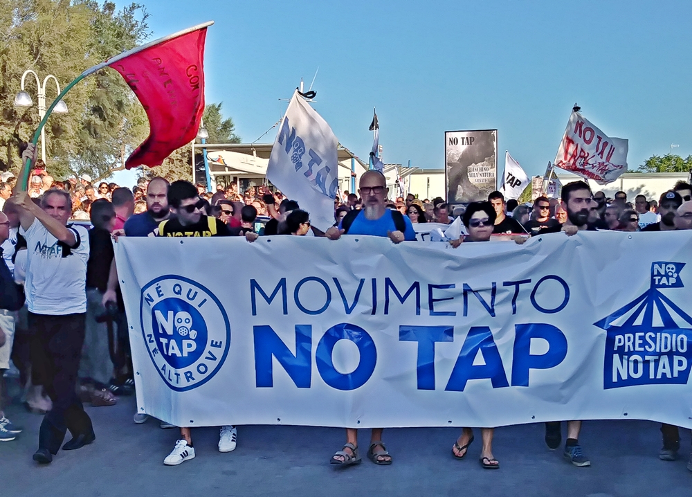 Anche i No TAV al corteo contro TAP