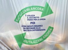 Al bando le buste di plastica