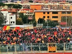Lecce, 2000 euro di multa per i fumogeni a Caserta