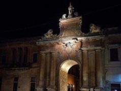 Earth Hour, a Lecce Porta San Biagio si spegne per un’ora