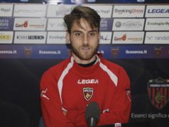 Si ripeterà l’asse Cosenza-Lecce per un centrocampista?