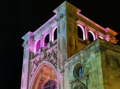 Il Sedile illuminato di rosa e azzurro per la “Giornata SoloXLoro” Sedile rosa