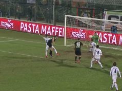 Citro-Palombi gol in 2′: Venezia e Lecce pareggiano, anche nelle recriminazioni