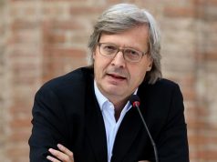Notte della Taranta, a Nardò lectio magistralis di Vittorio Sgarbi