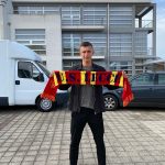 John Bjorkengren con sciarpa