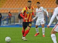 Lecce, Falco ed Adjapong in gruppo. Si ferma Majer