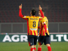 Maglia speciale per i 50 gol di Mancosu col Lecce