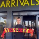 Brynjar Ingi Bjarnason all’arrivo in aeroporto