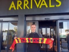 Visite mediche e incontro in sede per Bjarnason