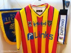Il Lecce gioca a Parma con le nuove maglie 2021/’22