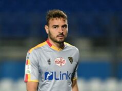 Gabriel premiato per le 100 presenze col Lecce