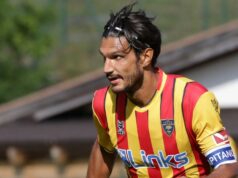 Tuia: “Essere capitano a Lecce è responsabilità doppia”