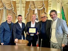 Targa ricordo per la Primavera del Lecce campione d’Italia