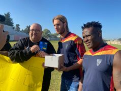 Maglie special edition del Lecce all’asta, consegnati 68 buoni spesa al Pronto Soccorso dei Poveri