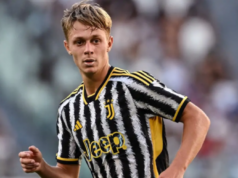 Idea Nicolussi Caviglia a centrocampo per il Lecce