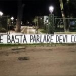 striscione Ultrà Lecce su calciomercato e Corvino