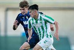 Il Lecce chiude per un altro talento in avanti, ecco Paco Esteban del Betis