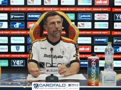 Di Francesco: “Serve almeno un altro centrale in difesa. Krstovic? Pretendo da tutti massima serietà e impegno”
