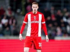 Anche il Lecce sul difensore Van den Bosch, ma in pole c’è il Gladbach