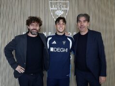 Lecce, prolungato il contratto a Paco Esteban